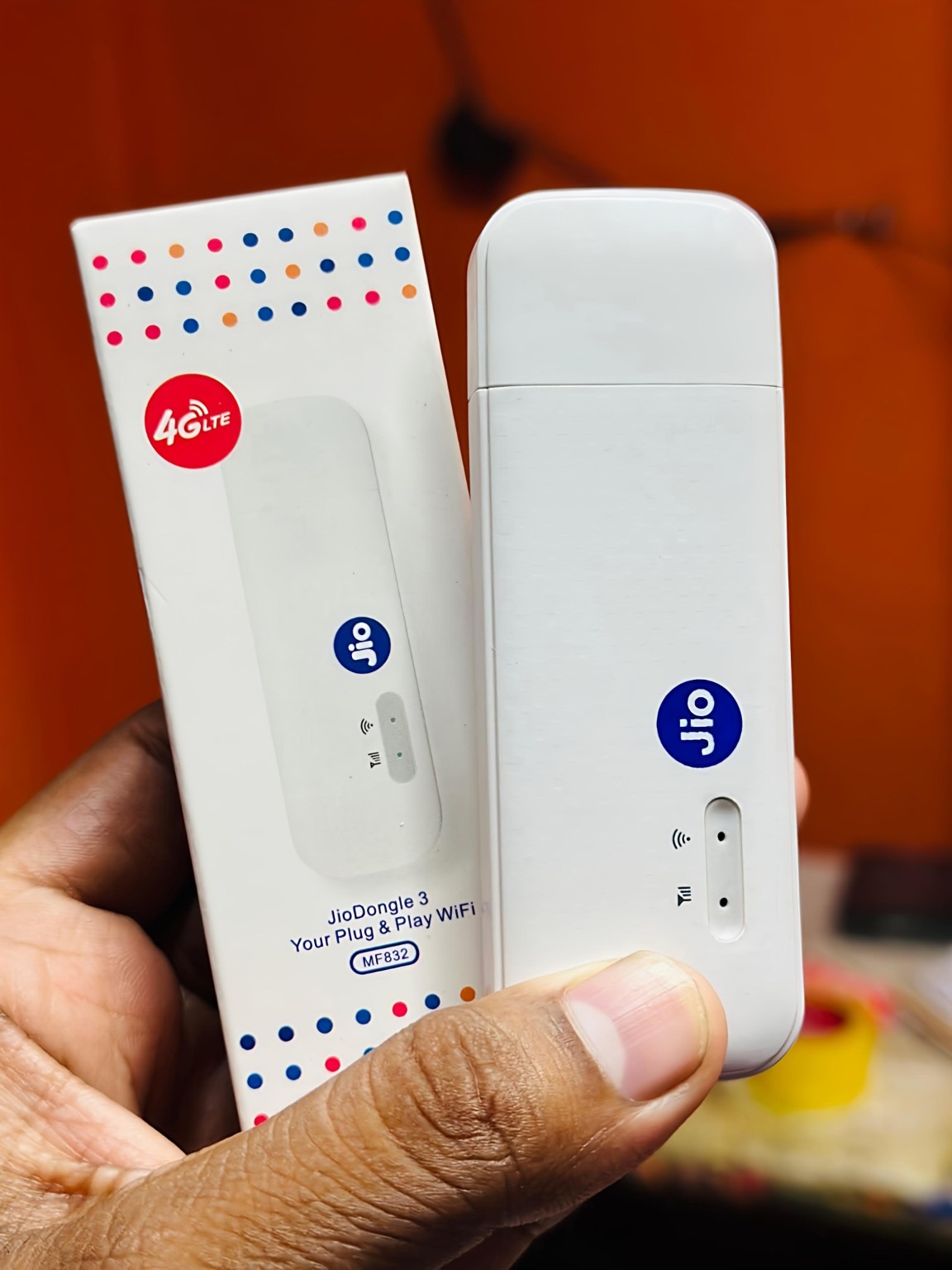 Jio MF382 4G WiFi Modem | Portable WiFi Hotspot | SIM Supported